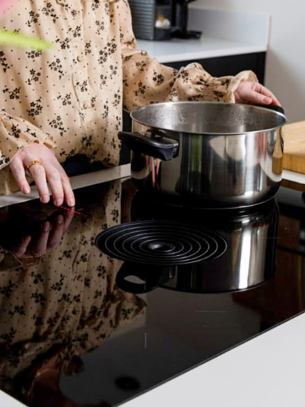 Koken met Bora inductiekookplaat