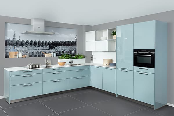 Blauwe zijdeglans keuken