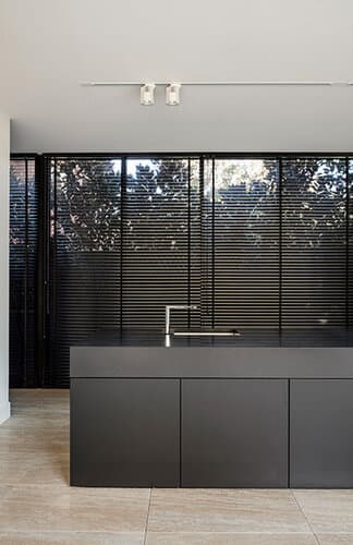 jaloezieën in de keuken