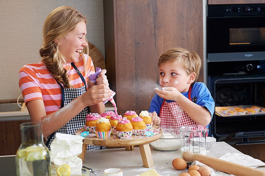 Kinderen in de keuken