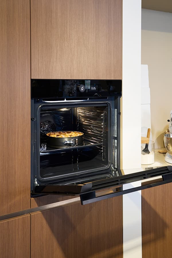 Oven