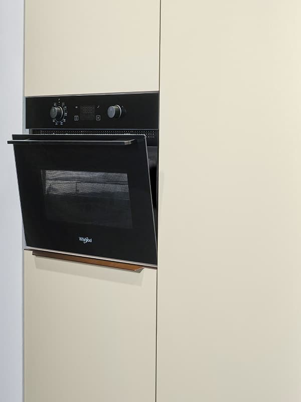Oven