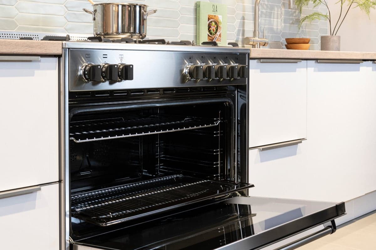 Oven