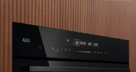 AEG-oven-met-display-en-opties