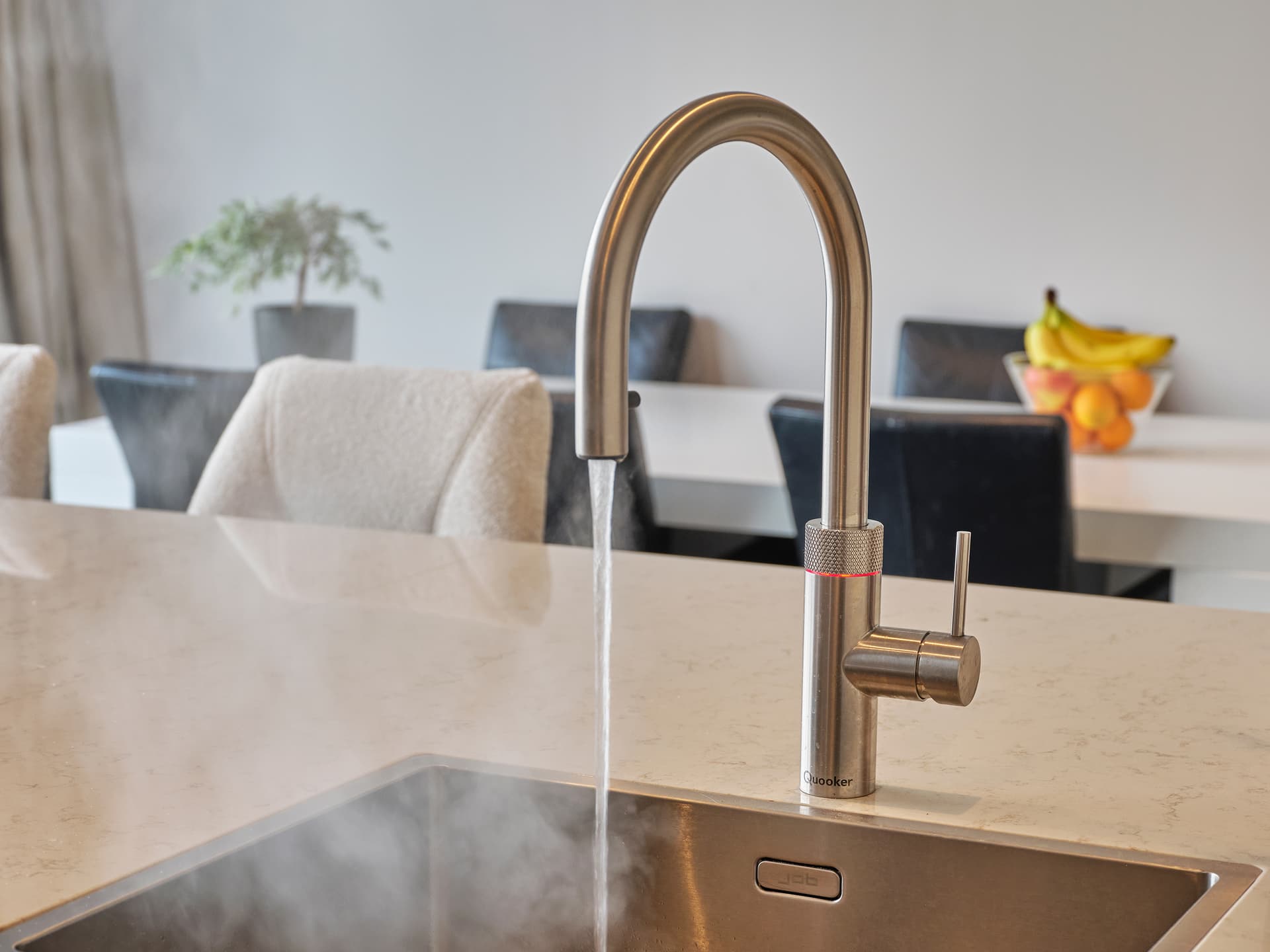 Quooker-kokend-water-kraan-in-RVS-uitvoering.jpg Quooker kokend waterkraan